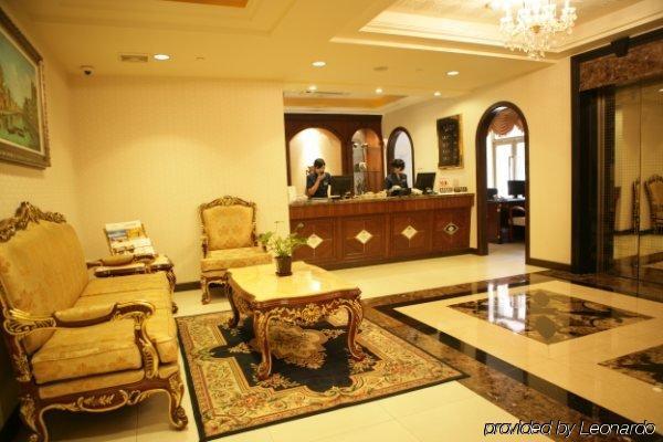 Hotel Sovereign Business