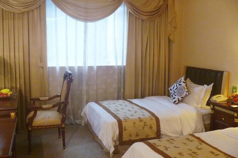 Sovereign Business Hotel 4*